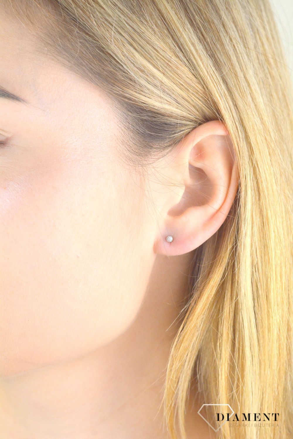 Kolczyki złote damskie 585 klasyczne wkrętki z diamentami 0,03 ct E67126Y S.jpg